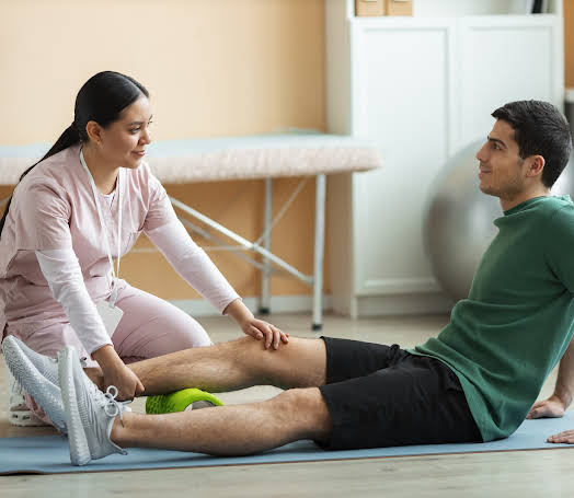 Sports injury physiotherapy session